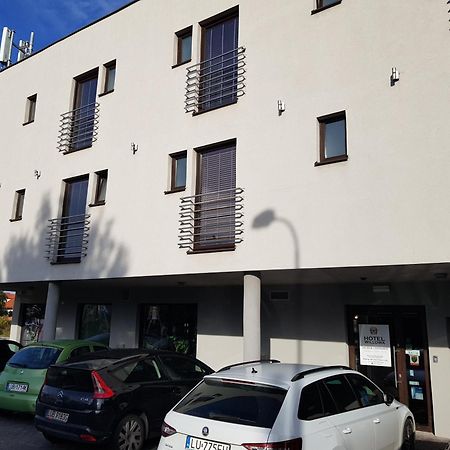 Hotel Willanova Lublin Buitenkant foto
