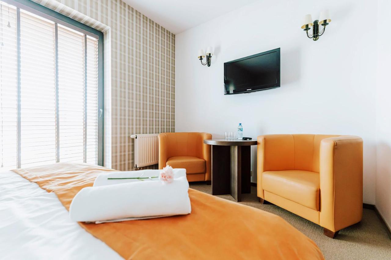Hotel Willanova Lublin Buitenkant foto