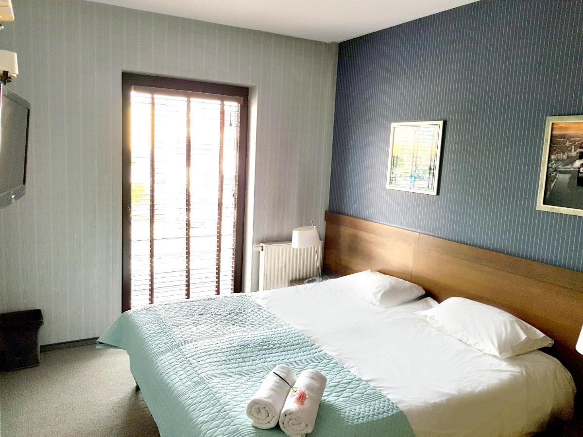 Hotel Willanova Lublin Buitenkant foto