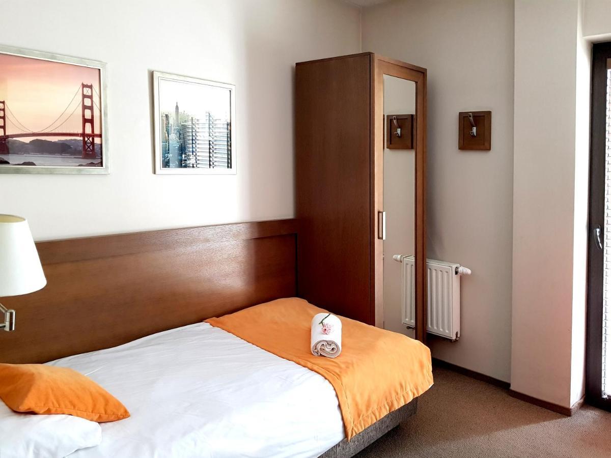 Hotel Willanova Lublin Buitenkant foto