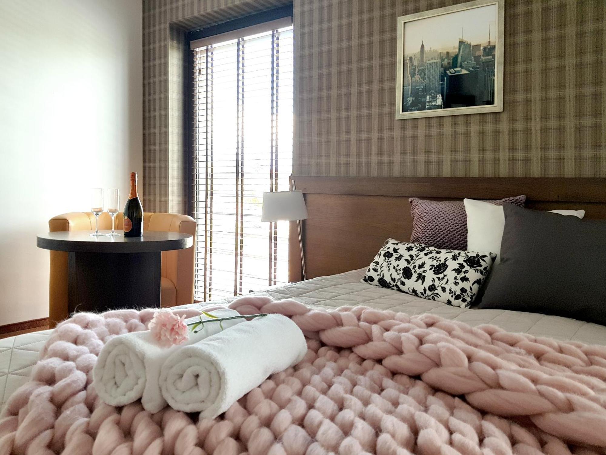 Hotel Willanova Lublin Buitenkant foto